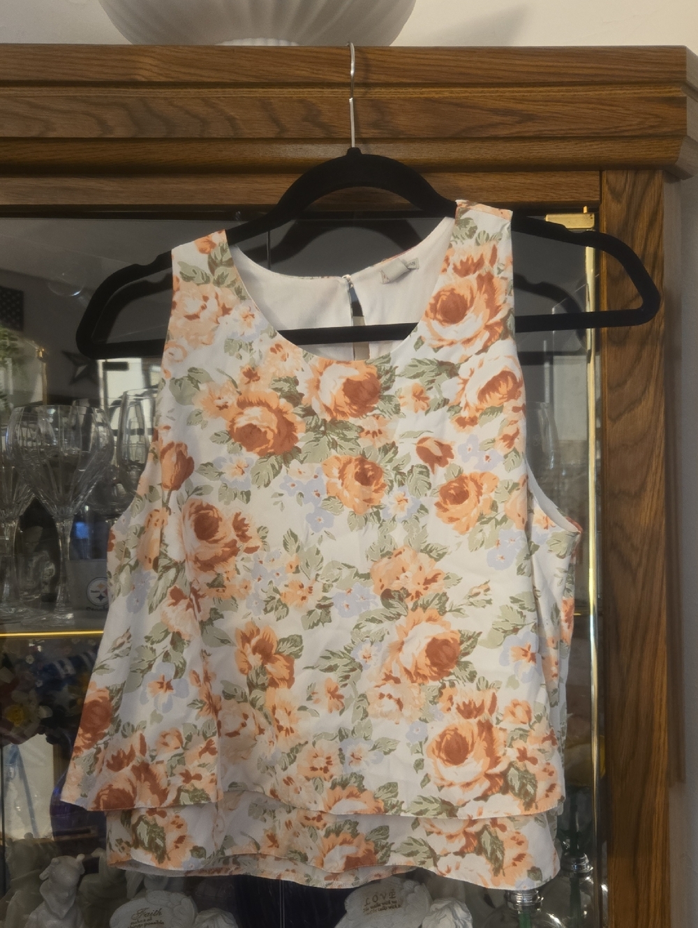 Guess White Sleeveless Camisole with Peach Floral Print